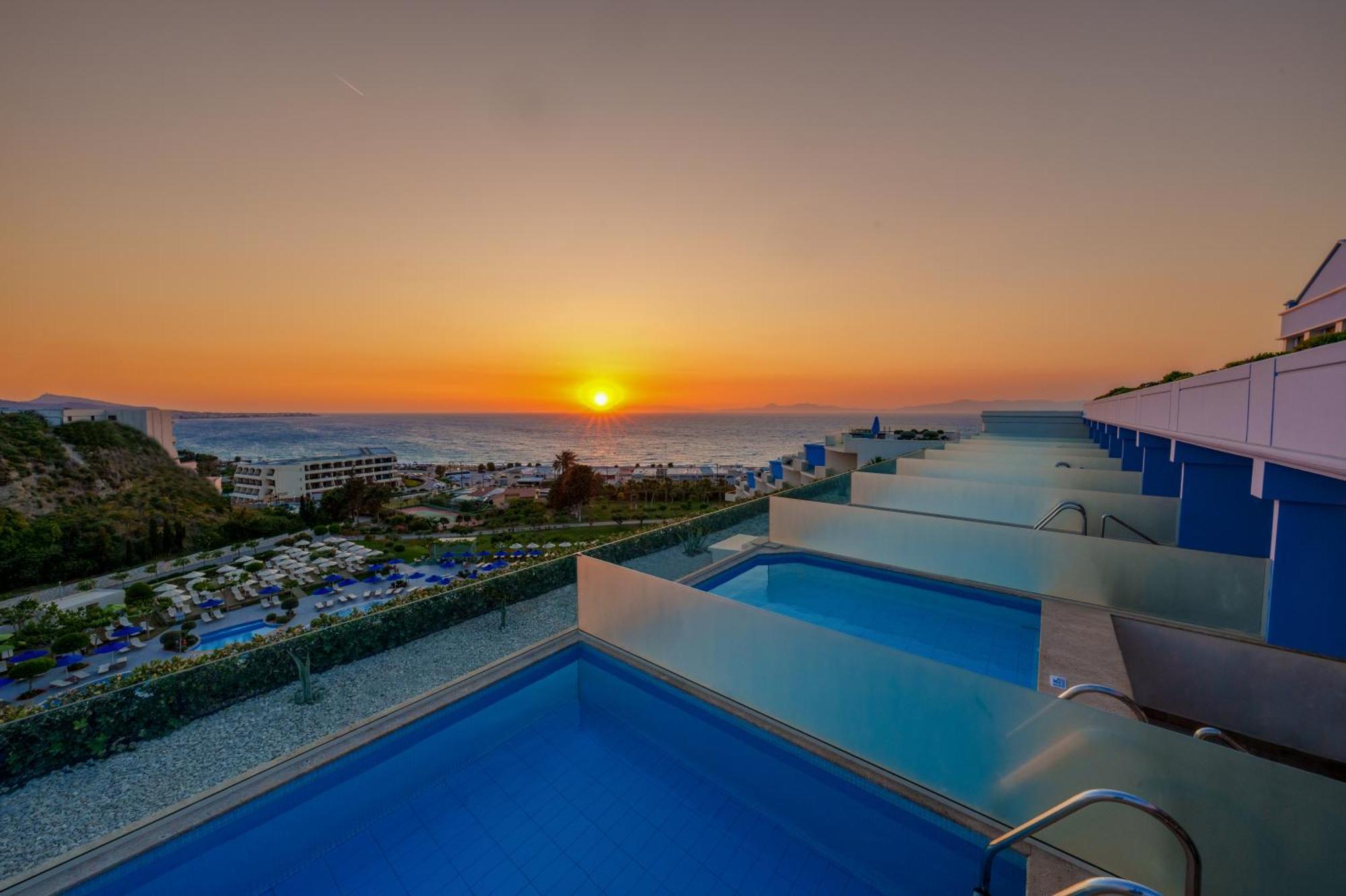 Deluxe Room Sea View Personal Pool 2